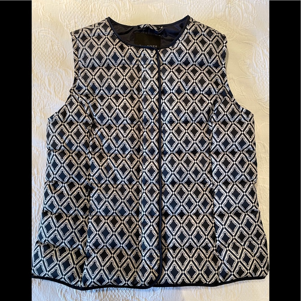 Talbots Down Vest, navy & ivory geometric design, size M